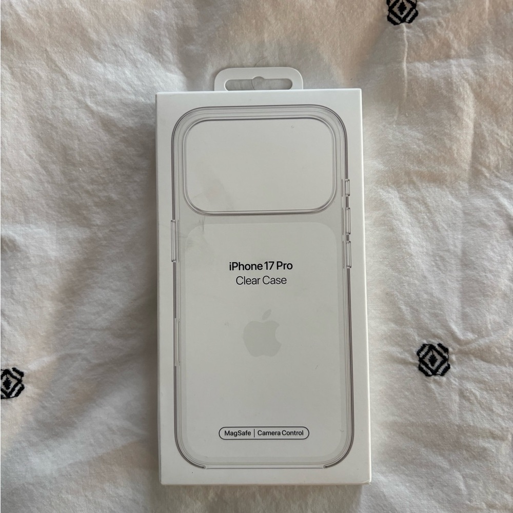 Apple iPhone 17 Pro Clear Case with Magsafe (new, unopened)